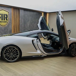 Luxury car (Sample)